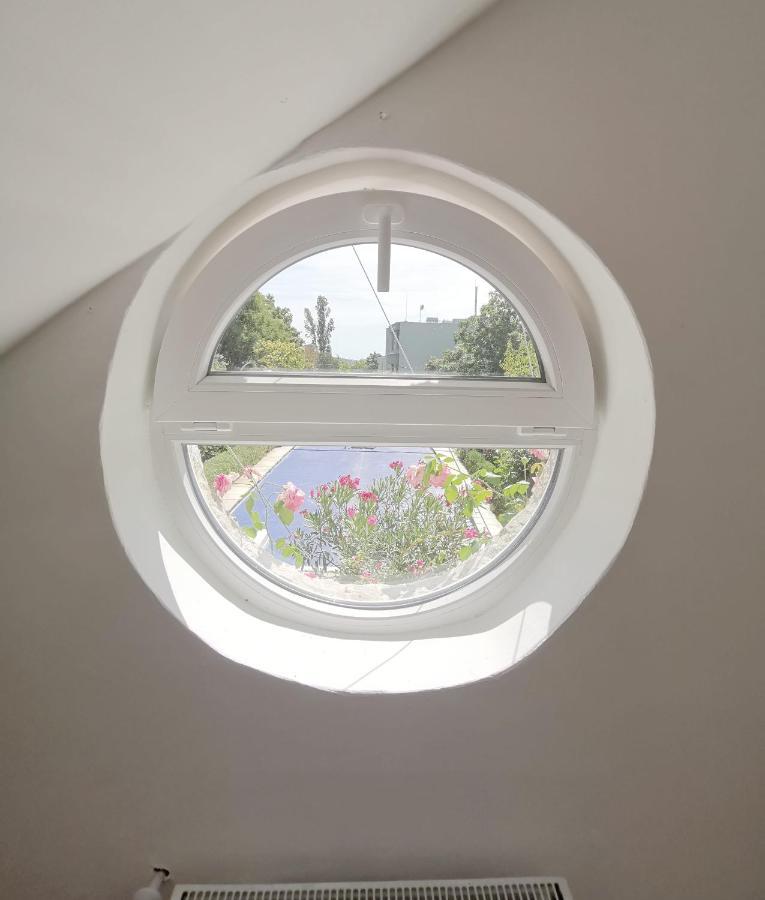 Hillside Apartment With Ac & Heating In Grande Maison บูดาเปสต์ ภายนอก รูปภาพ